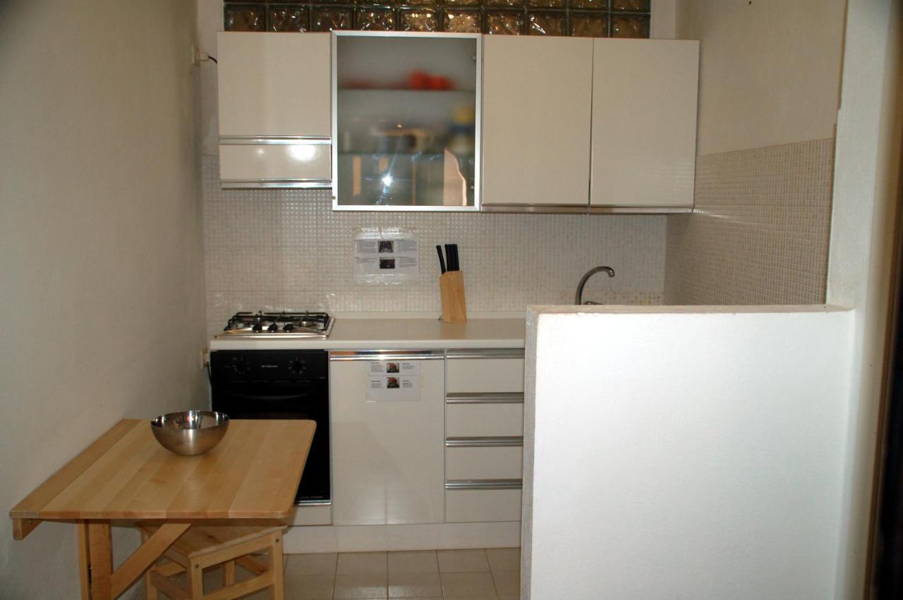 Nice Apartments In Waterfront Villa In Bosa Porto Alabe Tresnuraghes Ngoại thất bức ảnh